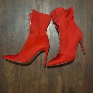 Red Heels, from prettylittlethings, size 9 in women’s, worn once